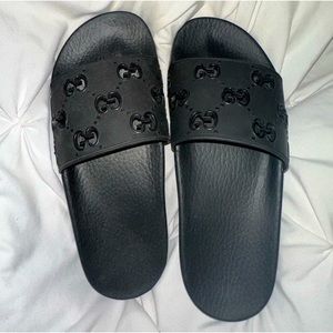 GUCCI SLIDES